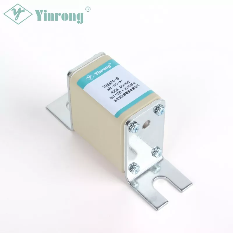 ฟิวส์ความเร็วสูงทรงสี่เหลี่ยมใบมีด DIN 690V